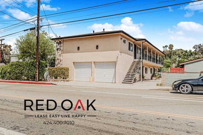 Building Photo - 1361 Yosemite Dr
