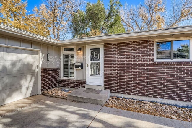 Building Photo - 10503 W 62nd Pl