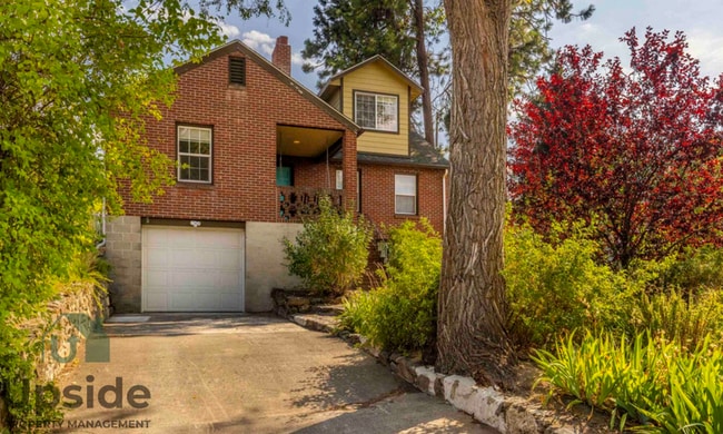 Building Photo - 3610 E Funk Ave