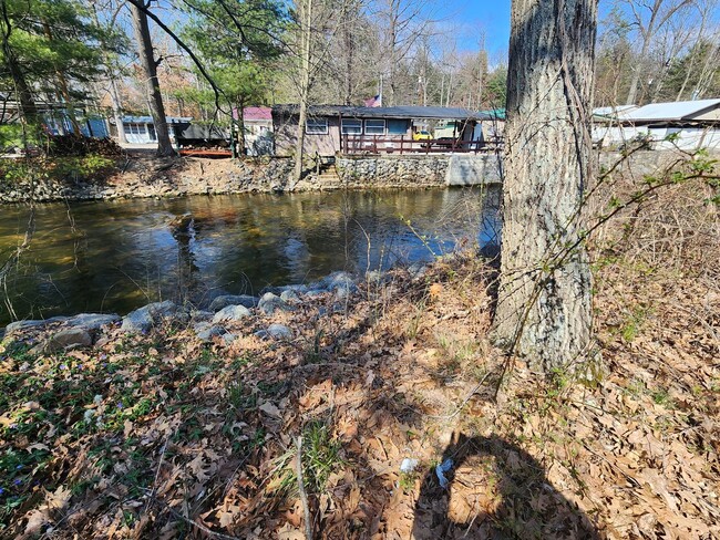 Foto del edificio - Creekside Park