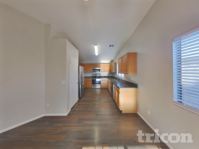 Foto del edificio - 818 E Tucci St