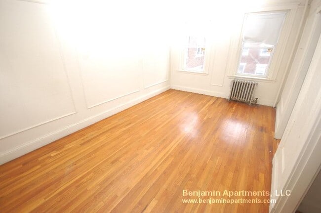 Building Photo - 66 Chiswick Rd