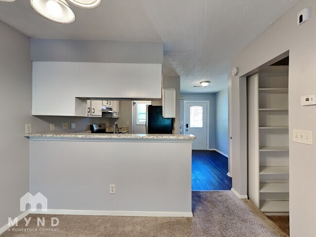 Foto del edificio - 6657 Witherington Ct NW