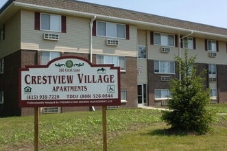 Building Photo - 200 N Crestlane Dr