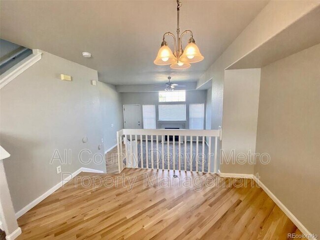 Foto del edificio - 8199 Welby Rd