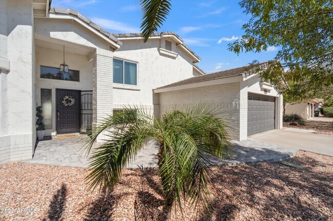 Foto del edificio - 6164 E Greenway Ln