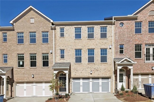 Building Photo - 1358 Live Oak Ln