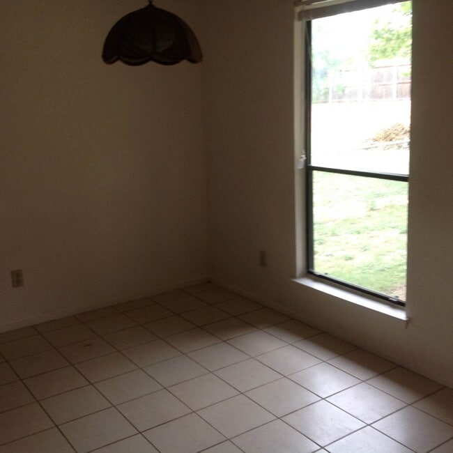 Dining Room - 1907 Castle Gate Cir
