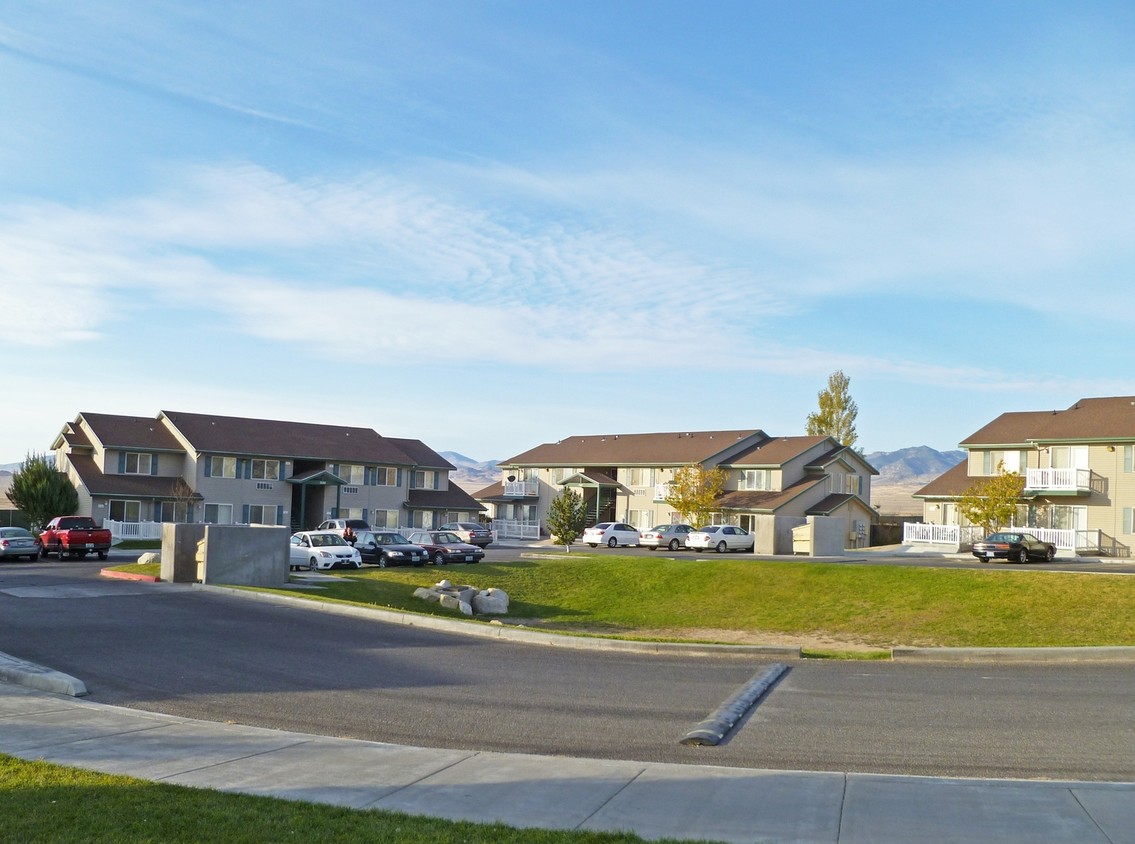Primary Photo - Toana View