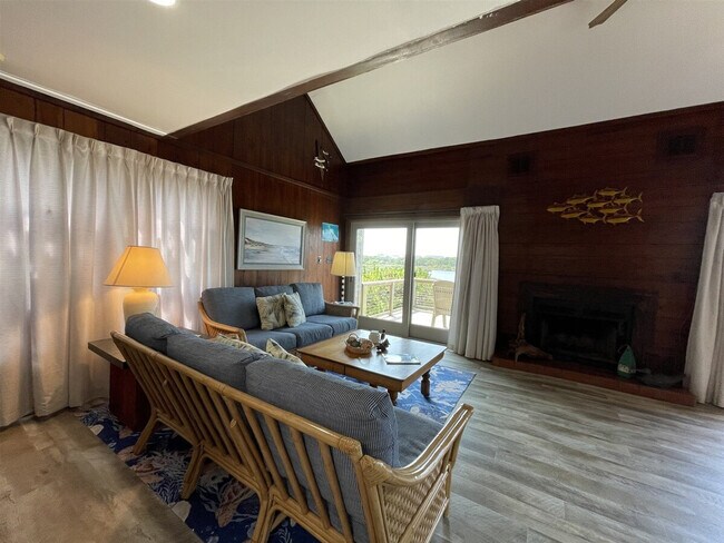 Building Photo - 56128 Elizabeth Ave