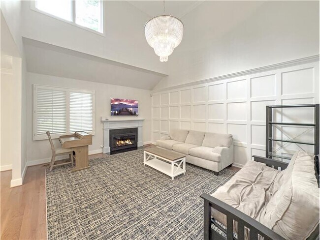 Foto del edificio - 42 Greythorne Woods Cir