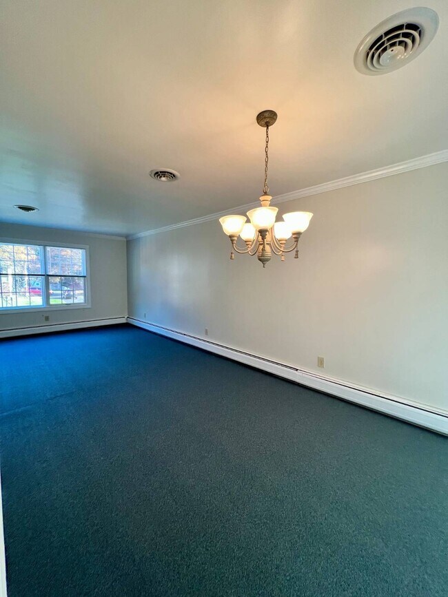 Foto del edificio - 3035 Lone Pine Rd