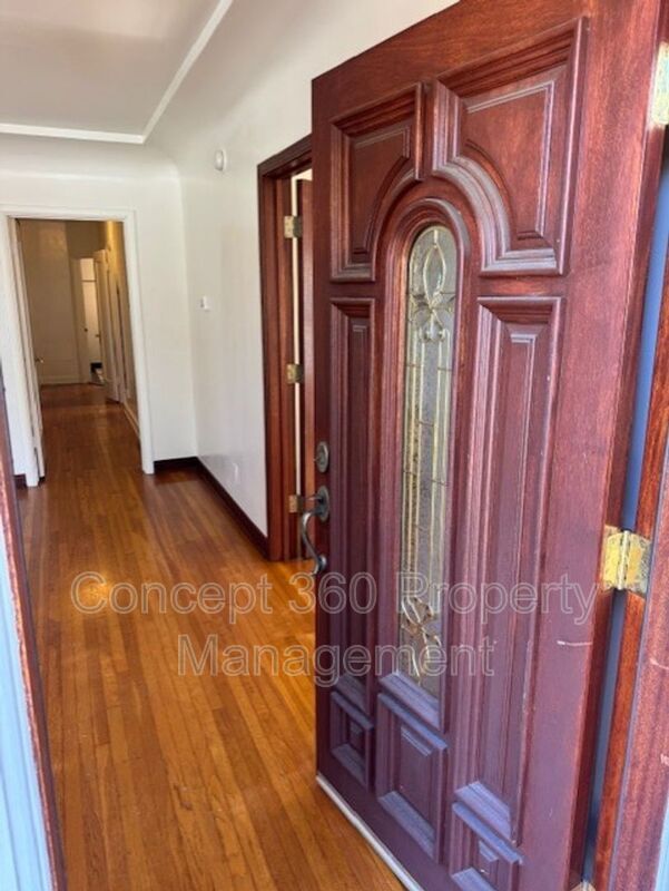Foto del edificio - 2729 E De Soto St