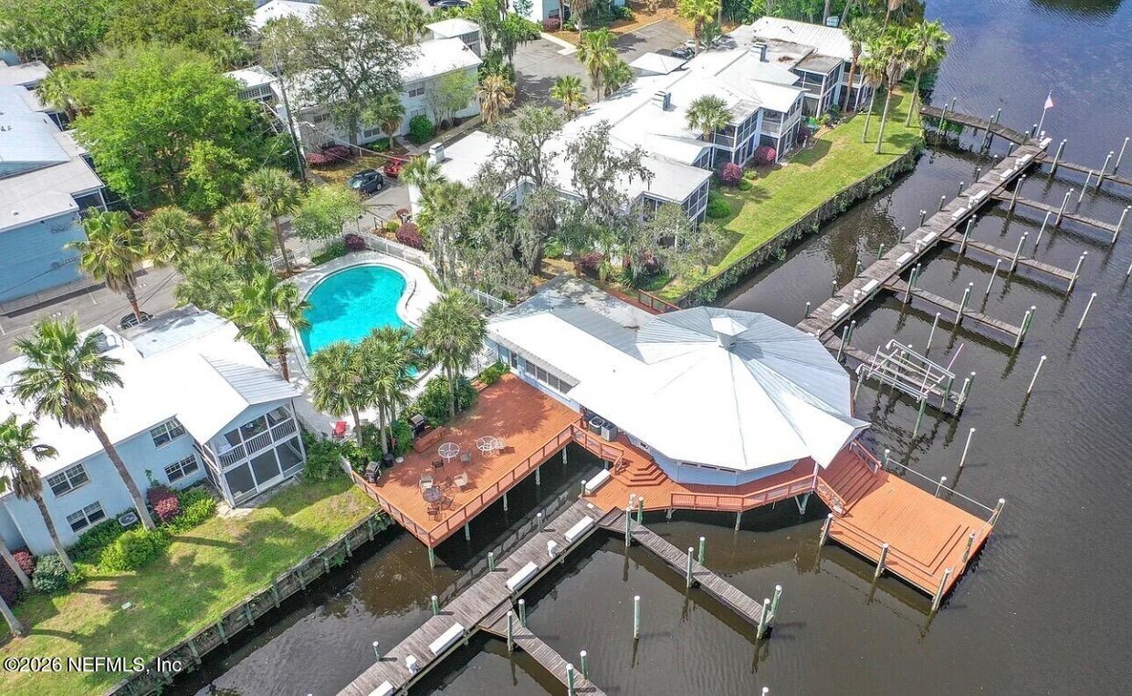 Foto del edificio - 3434 Blanding Blvd