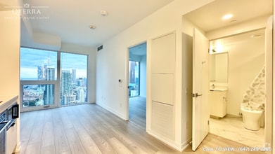 Building Photo - 82 Dalhousie St