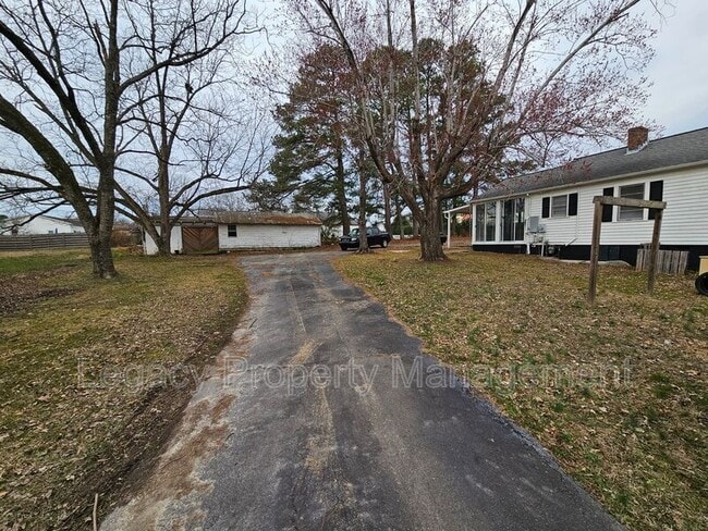 Building Photo - 102 Allen Ruffin Ave