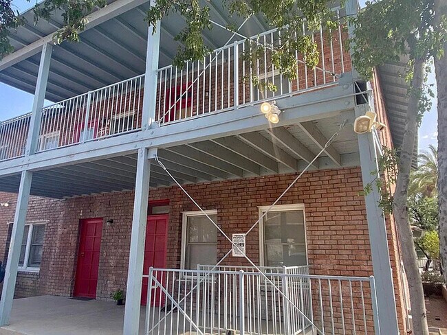 Photo - FOR RENT Apartment