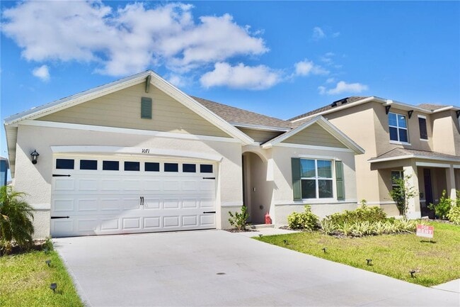 Building Photo - 1071 Griffon Ave