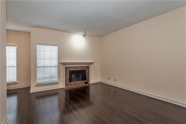 Building Photo - 8600 Coppertowne Ln
