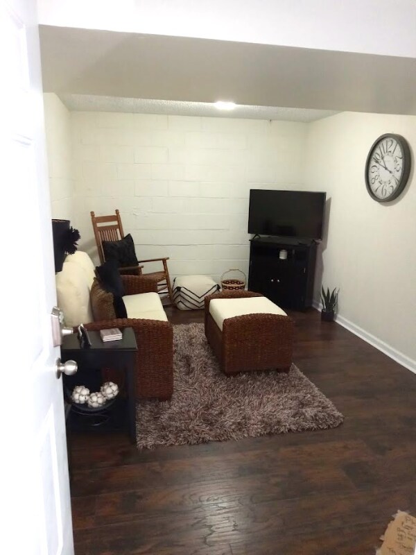 409 Bonnie Brae Dr Unit 4094, Maryville, TN 37801 Room for Rent in