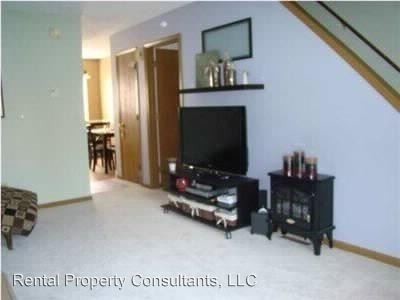 Building Photo - 366 Carriage Ln SW