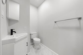 Building Photo - 803 Avenue K