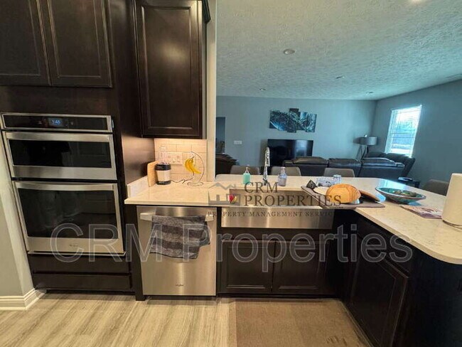 Foto del edificio - 6336 Filly Cir