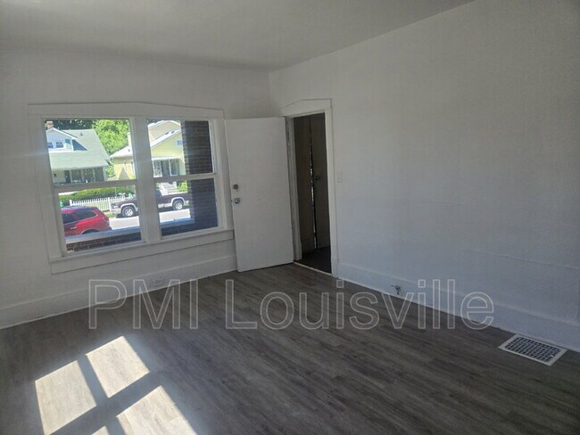 Foto del edificio - 4018 Vermont Ave