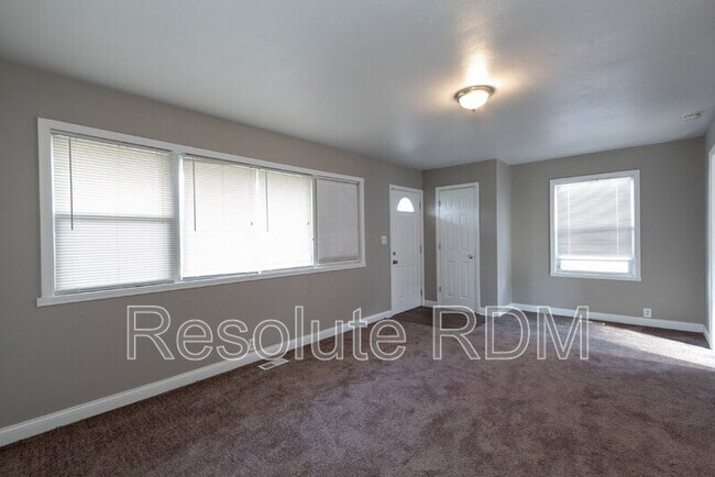 Building Photo - 7955 E 49th St