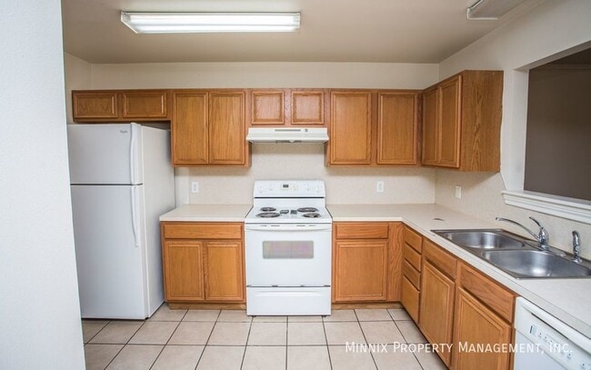 Foto del edificio - 908 N Belmont Ave