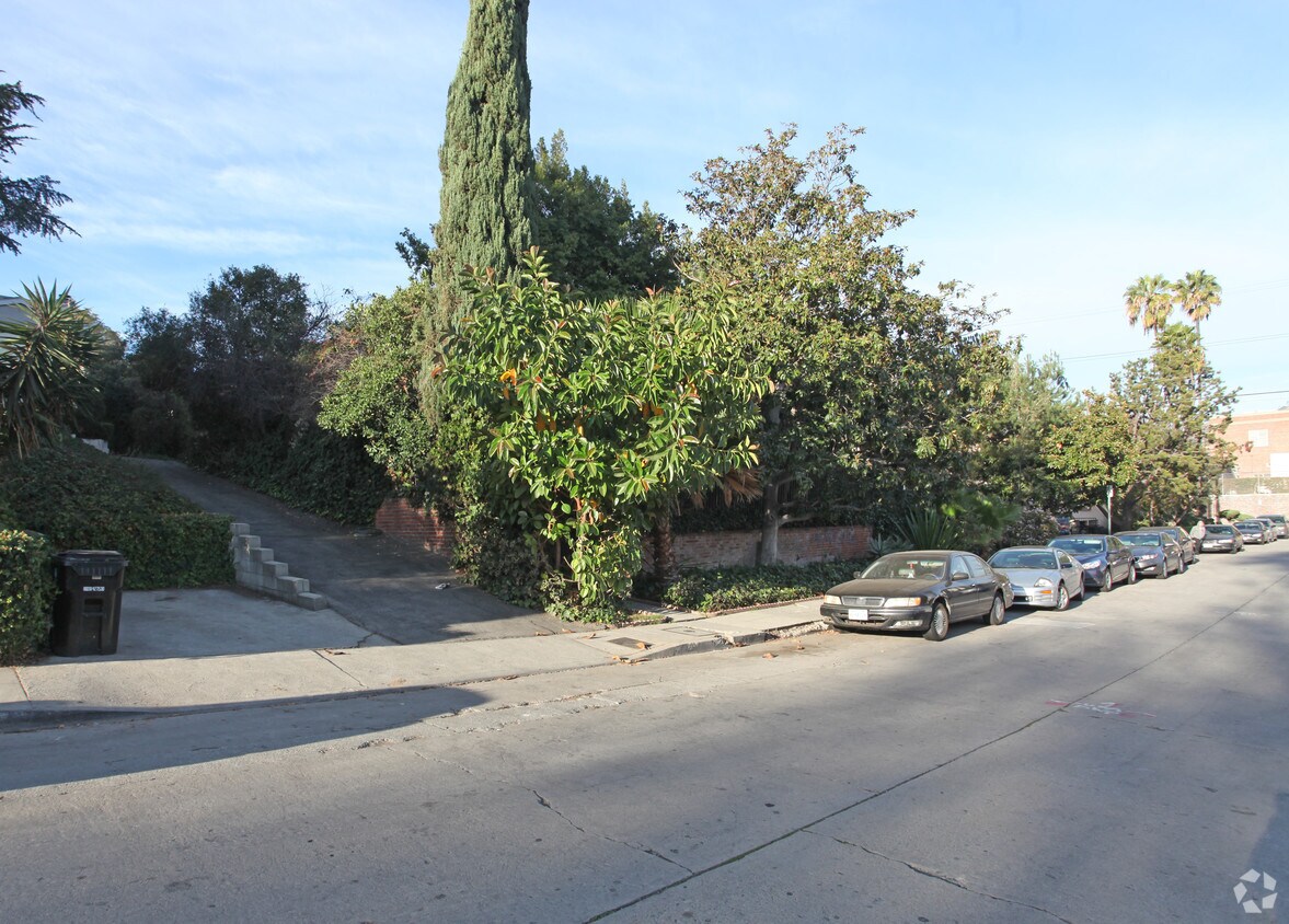 Foto del edificio - 3844-3848 Evans St