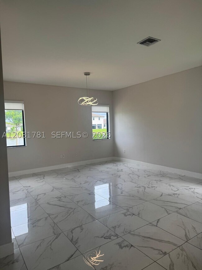 Foto del edificio - 4261 SW 178th Ave