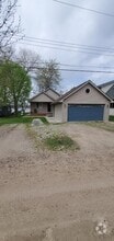 Building Photo - 8532 Riverside Dr