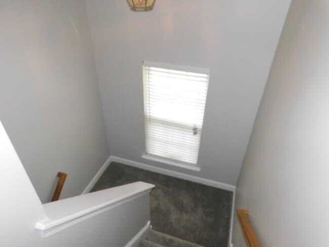 Foto del edificio - 3 bedroom 2.5 bath single family home