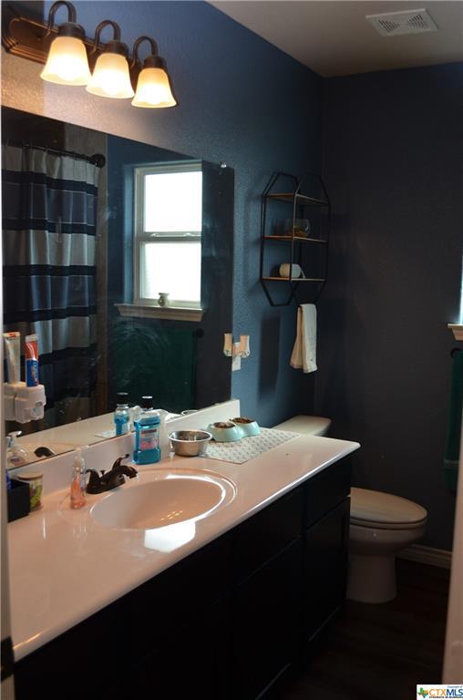 Foto del edificio - 6711 Keechi Valley Dr