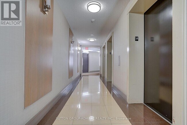 Building Photo - 1060 Sheppard Ave W