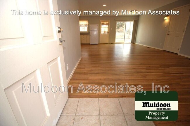 Foto del edificio - 1407 Alexander Rd