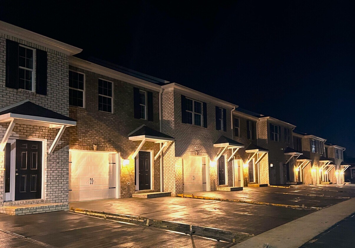 Foto principal - 341 Platt Dr