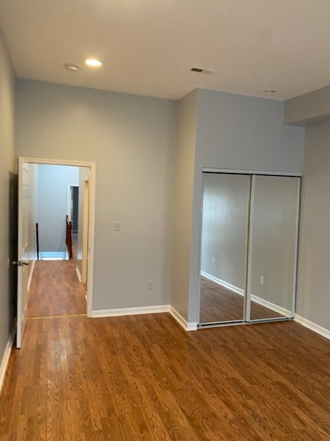 Foto del edificio - 2233 E Biddle St