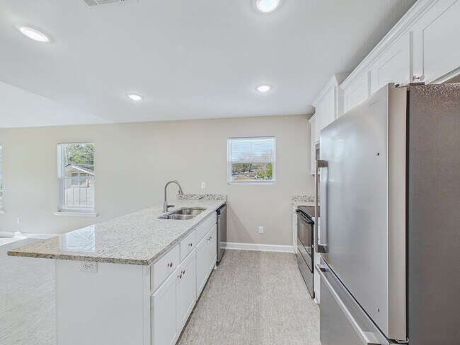 Foto del edificio - 4619 Foster St