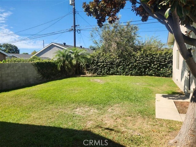 Foto del edificio - 11171 Midway Dr