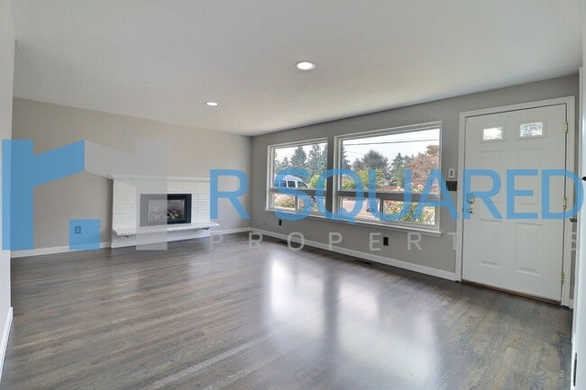 Building Photo - 12104 6th Ave SW