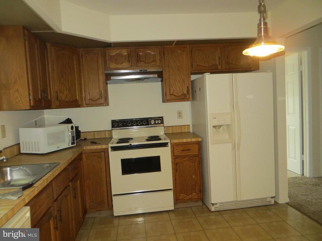 Building Photo - 123G Concordia Cir