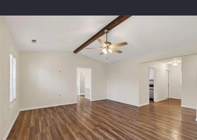 Building Photo - 744 Flagship Dr