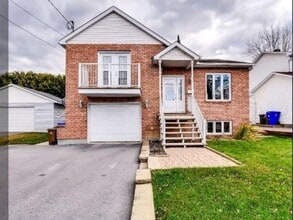 Building Photo - 508 Av. du Cheval-Blanc