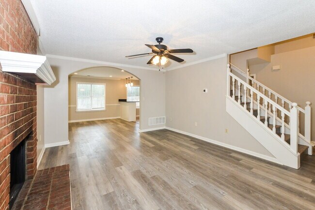 Foto del edificio - 9453 Bryant Trent Blvd