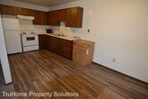 Primary Photo - 1002 N 39th St