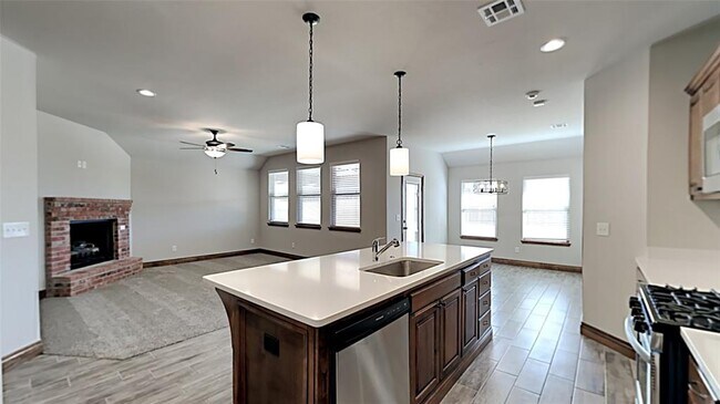Building Photo - 14316 Covington Ave