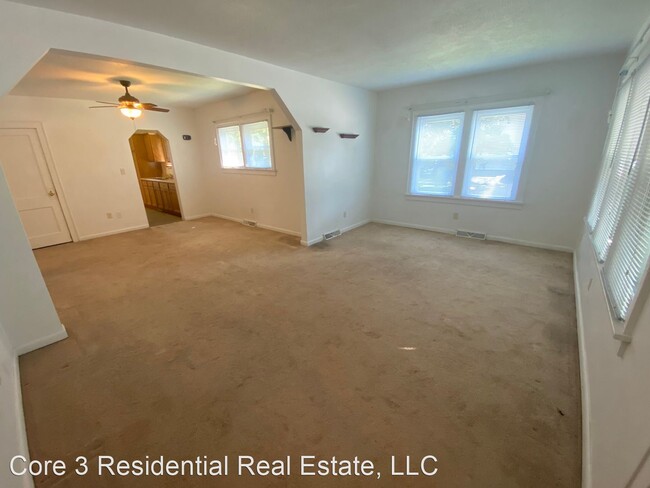 Building Photo - 2 br, 1 bath House - 700 Cullom