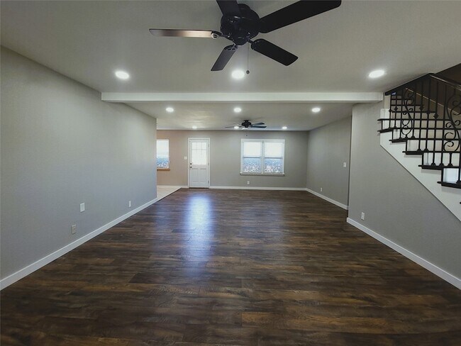 Building Photo - 312 Cotillion Rd